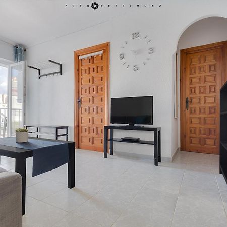Apartment With Pool, Sea Views & Balcony Less Than 10Min Walk To La Mata Beach! Torrevieja Exterior foto